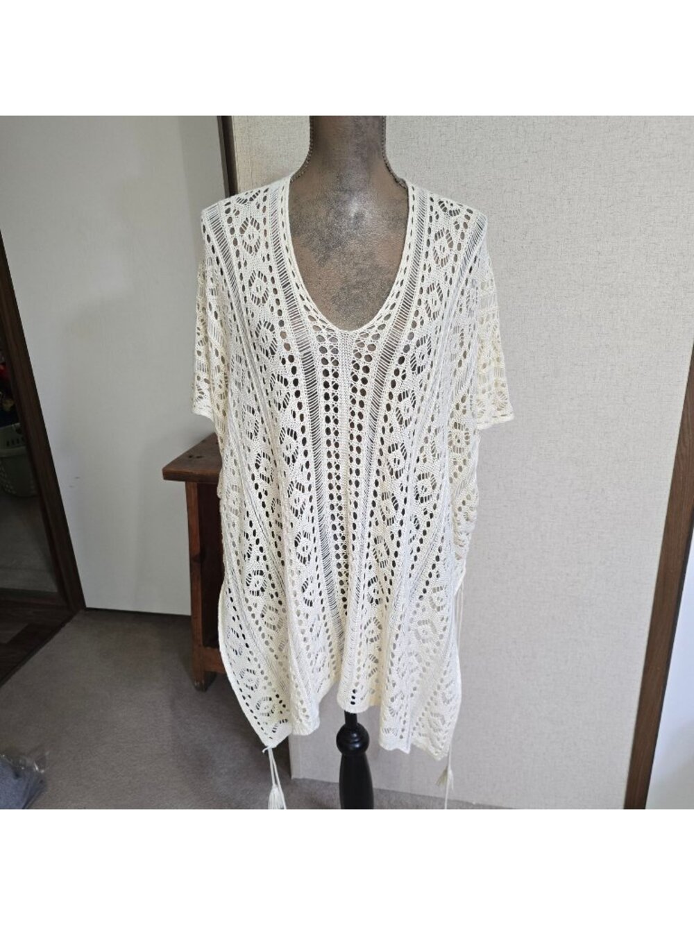 Crochet Knit Shawl Cover Up Top Cream Off White Boho Short Sleeve Pullover